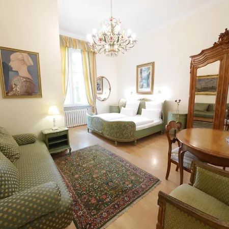 Rotdorn Hotell