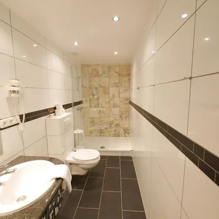 Rotdorn Hotell