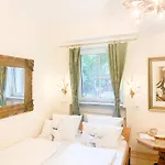 Rotdorn 3* ベルリン